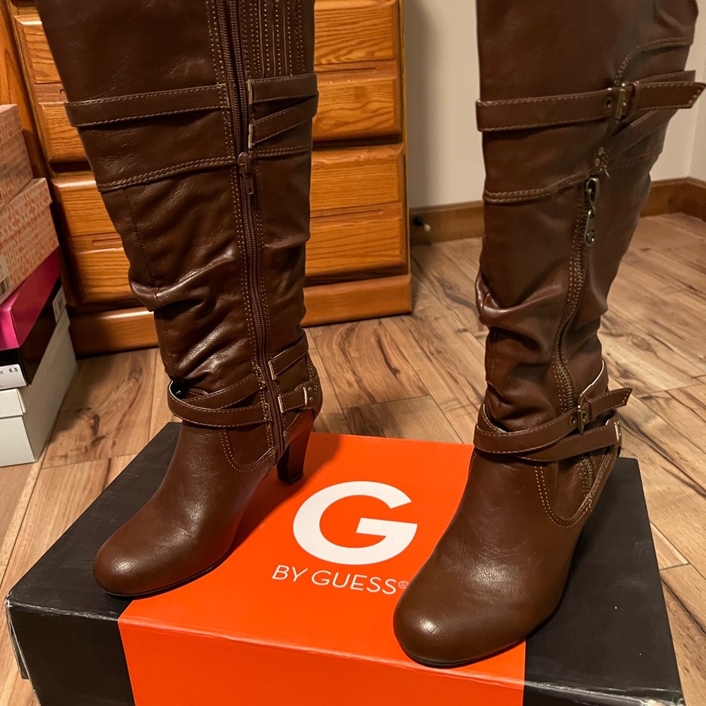 Women’s G by Guess boots - Picture 2 of 4